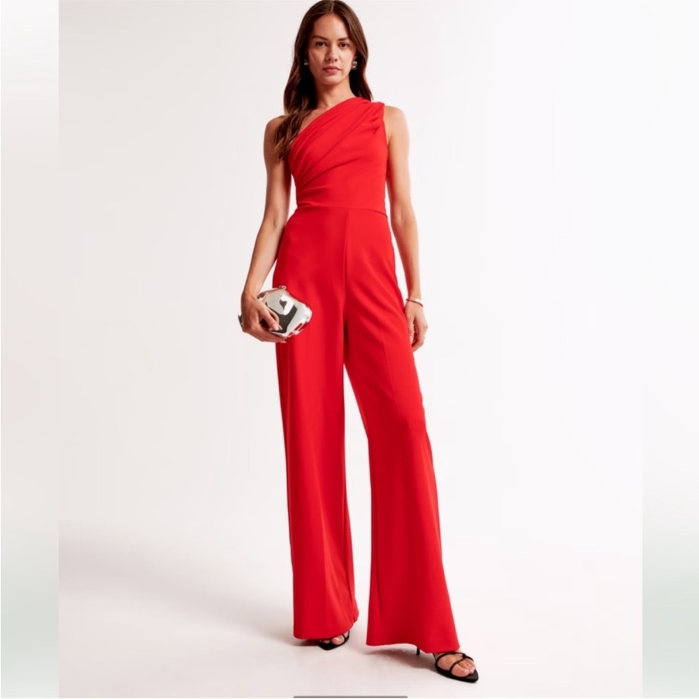 Abercrombie NWT Red One-Shoulder Jumpsuit Medium Tall
